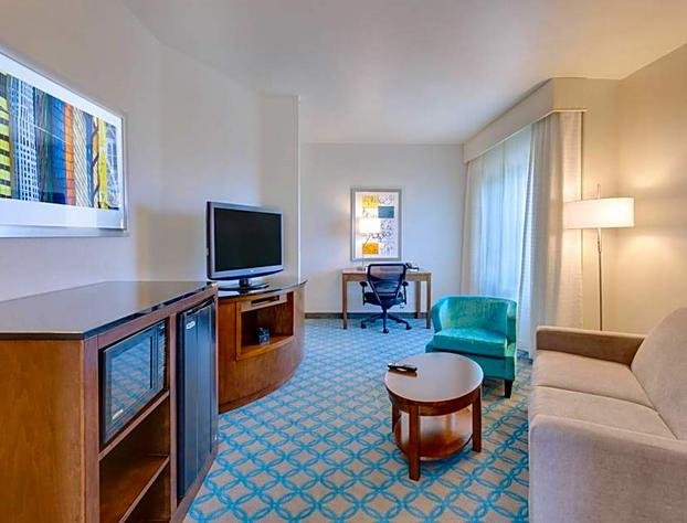 Fairfield Inn & Suites by Marriott San Francisco Airport hotel detail image 1