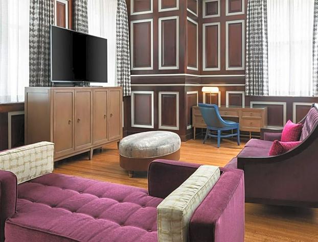 Hampton Inn & Suites Baltimore Inner Harbor hotel detail image 1
