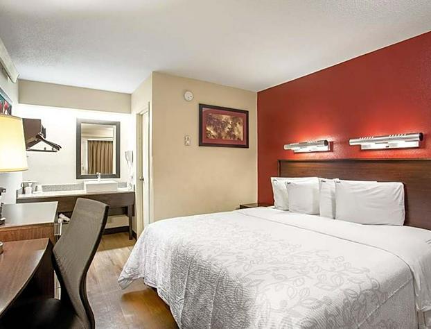 Red Roof Inn PLUS+ Baltimore-Washington DC/ BWI South hotel detail image 4