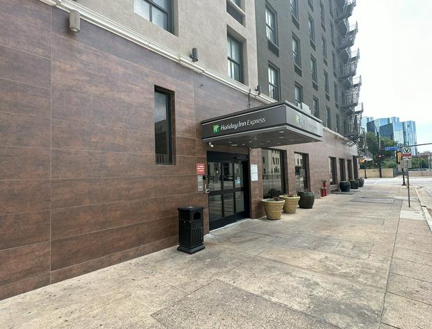 Holiday Inn Express Dallas Downtown, an IHG Hotel hotel detail image 3