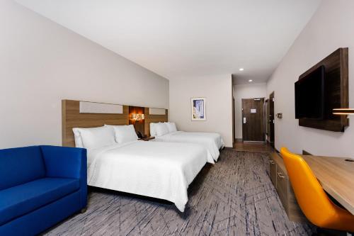 Holiday Inn Express & Suites Tampa Stadium – Airport Area, an IHG Hotel hotel detail image 4