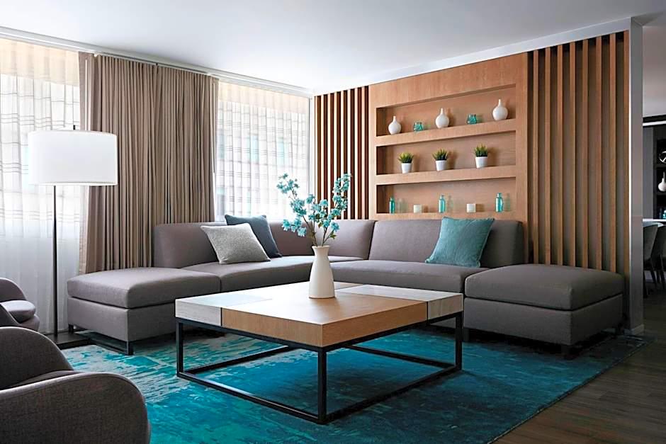 Charlotte Marriott City Center hotel hero