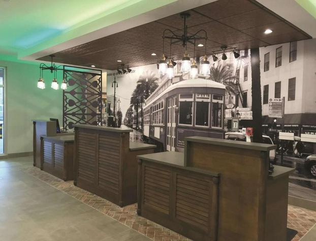 La Quinta Inn & Suites by Wyndham New Orleans Downtown hotel detail image 2