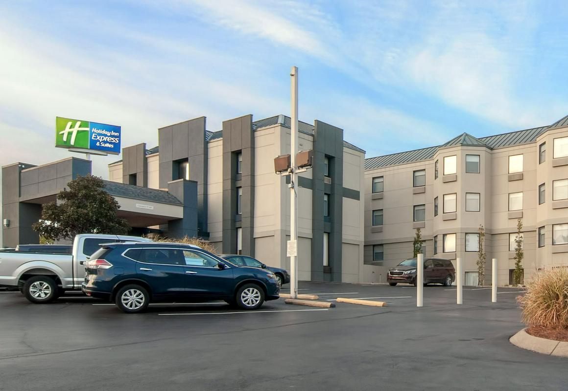 Holiday Inn Express Hotel & Suites Spence Lane, an IHG Hotel hotel hero