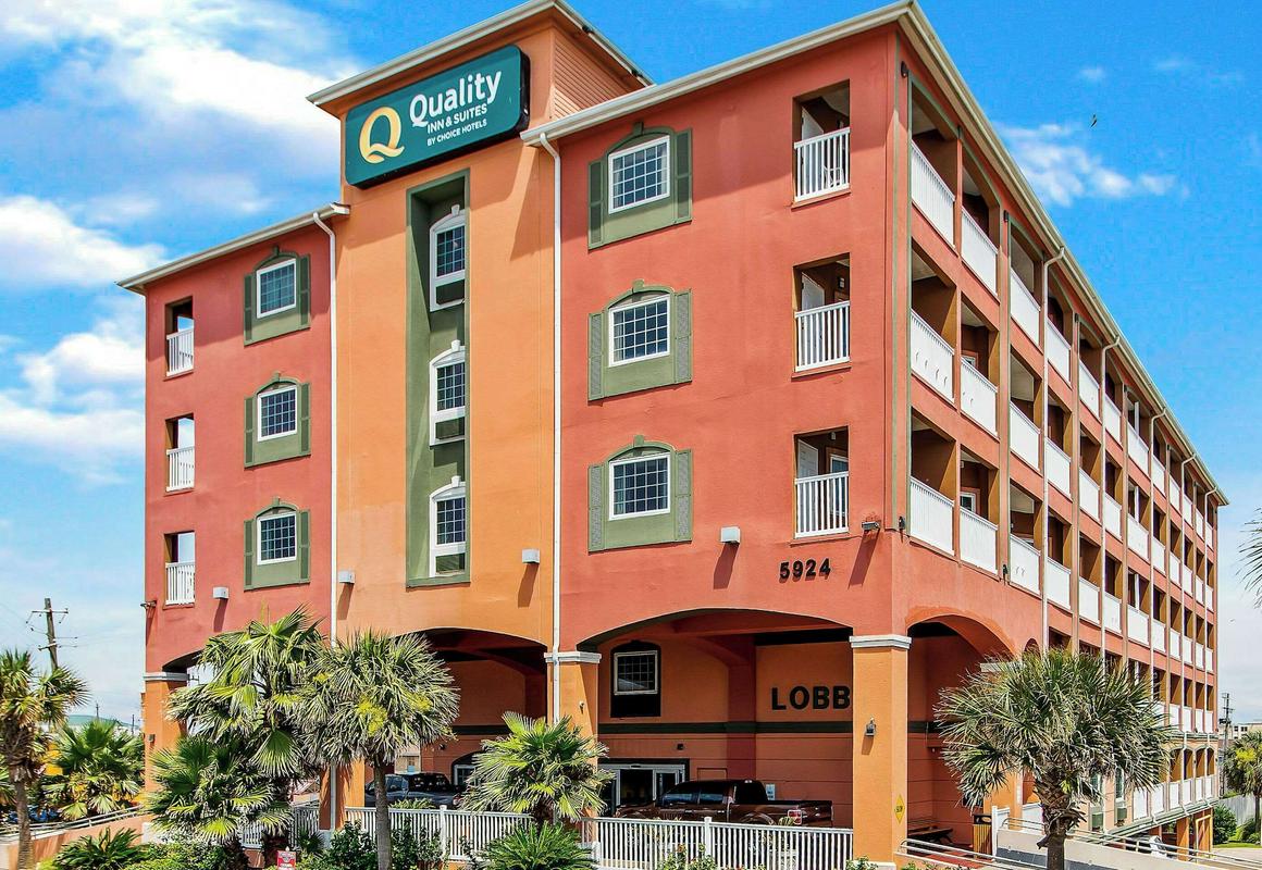 Quality Inn & Suites Galveston - Beachfront hotel hero