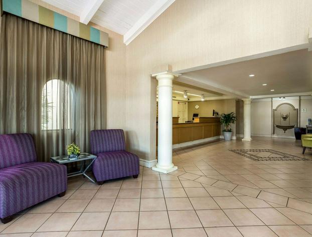 La Quinta Inn Tampa Airport Stadium Westshore hotel detail image 4