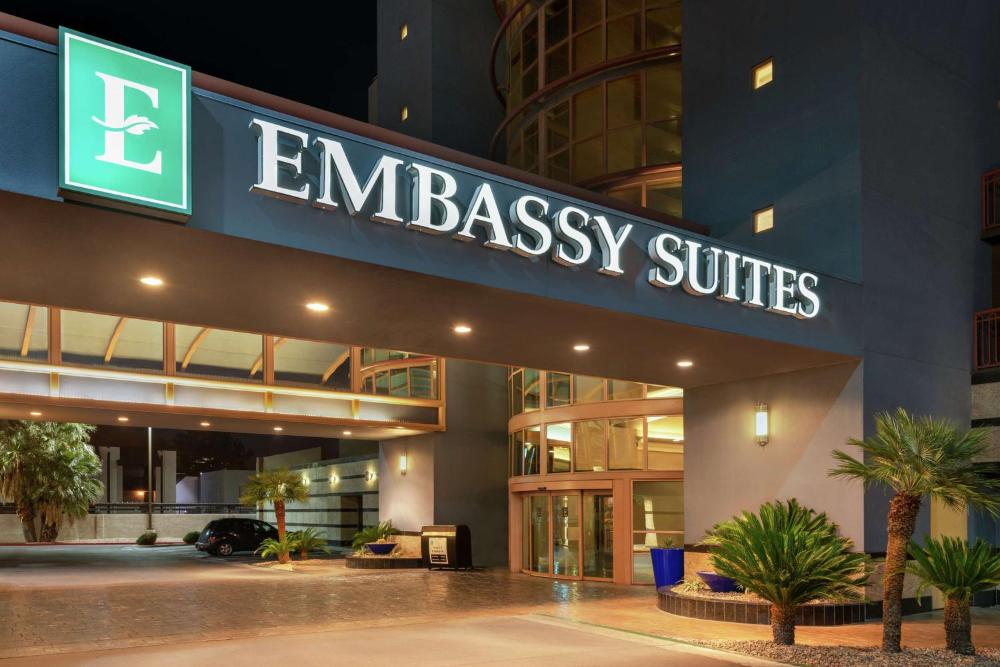 Embassy Suites by Hilton Convention Center Las Vegas hotel hero