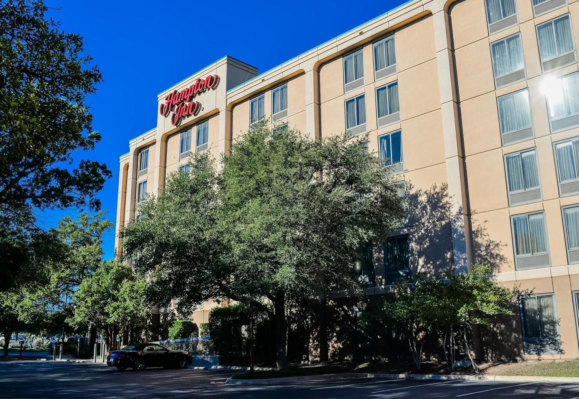 Hampton Inn Austin NW near The Domain hotel hero