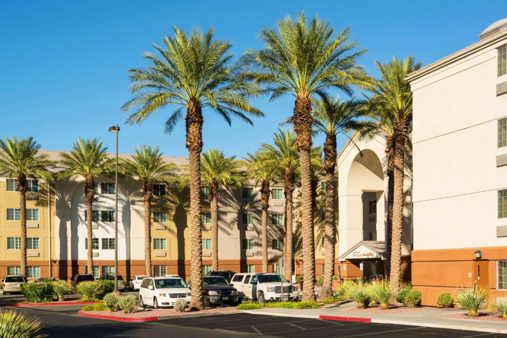 Sonesta Simply Suites Las Vegas Convention Center hotel hero