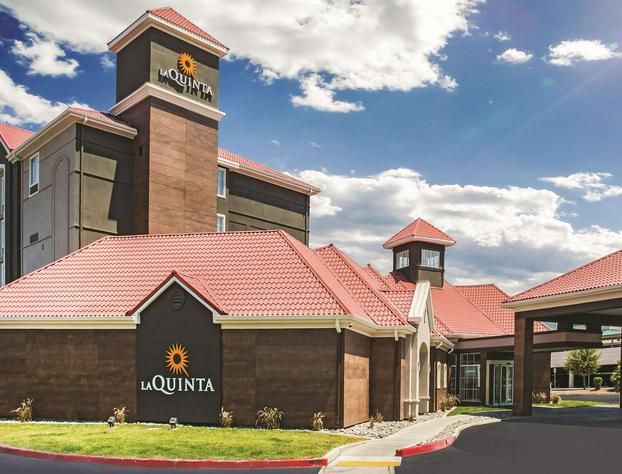 La Quinta Inn & Suites by Wyndham Las Vegas Summerlin Tech hotel detail image 3