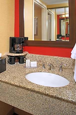 Courtyard by Marriott Baltimore Downtown/Inner Harbor hotel detail image 2