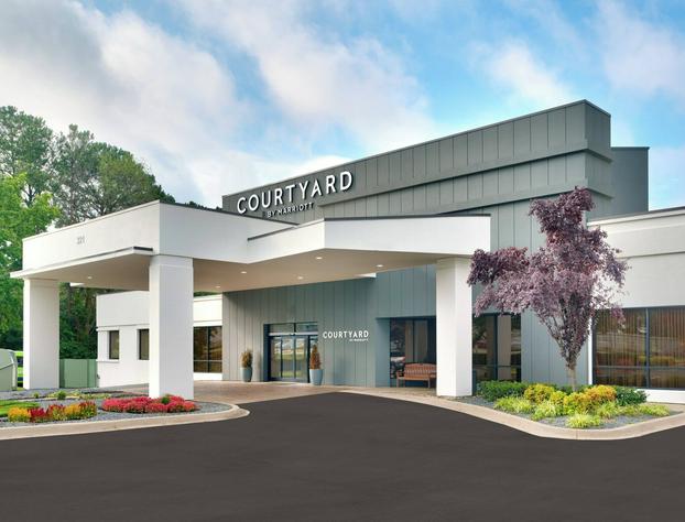 Courtyard by Marriott Charlotte Airport/Billy Graham Parkway hotel detail image 2