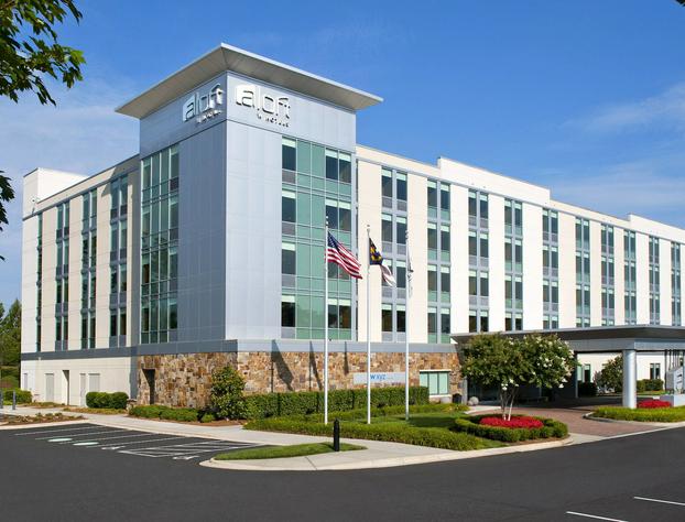 Aloft Charlotte Ballantyne hotel detail image 1