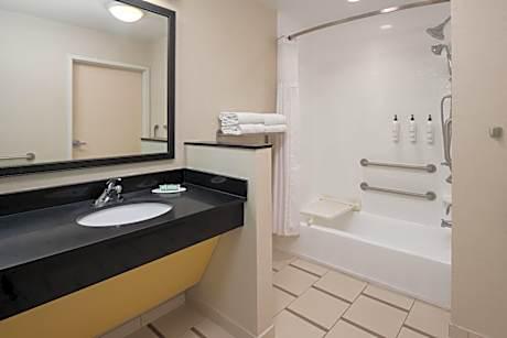 Fairfield Inn & Suites Tampa Westshore / Airport hotel detail image 3