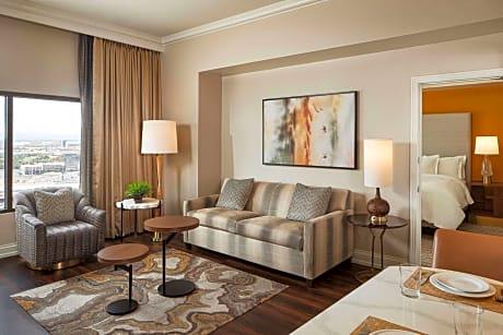 Hilton Grand Vacations Club on the Las Vegas Strip hotel hero