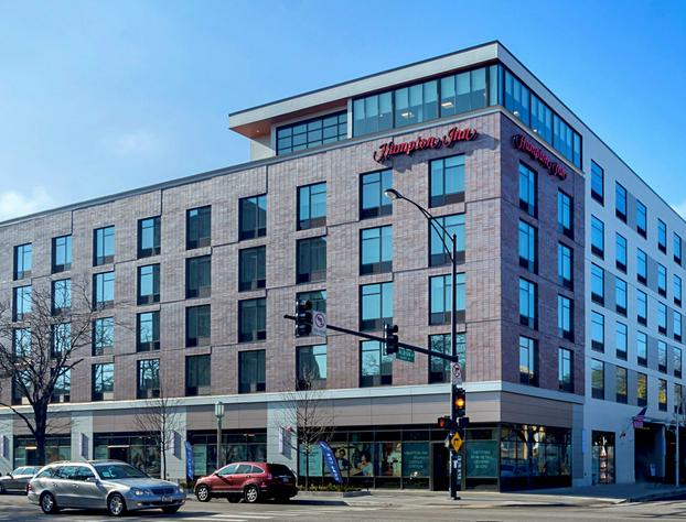 Hampton Inn Chicago North-Loyola Station hotel detail image 2